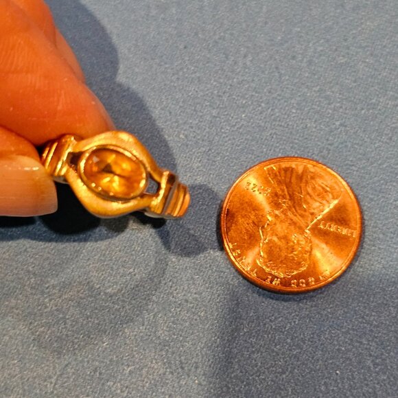 14K Yellow Gold and Citrine Ring, size 6.25 - Picture 9 of 10